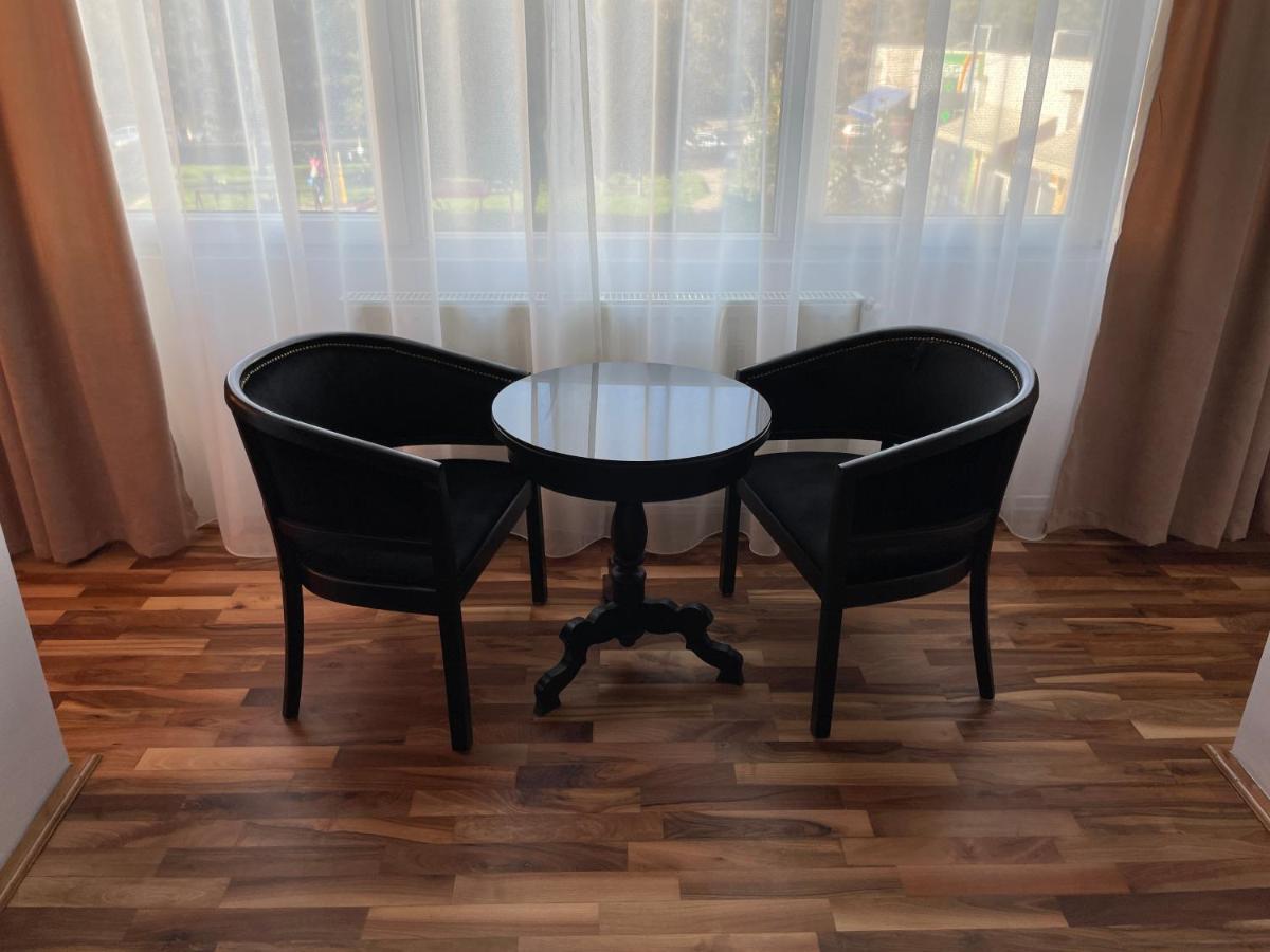 M & I Apartment 3 Târgu-Mureş Exteriör bild